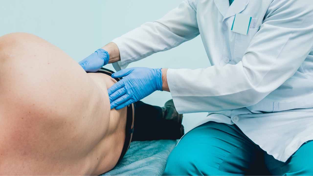 Al menos 25 mujeres denuncian a urólogo de Medellín por presunto abuso durante consultas privadas