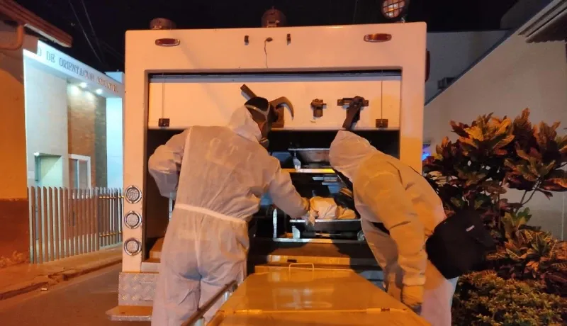 Cables en la vía le costaron la vida a mujer en Bucaramanga