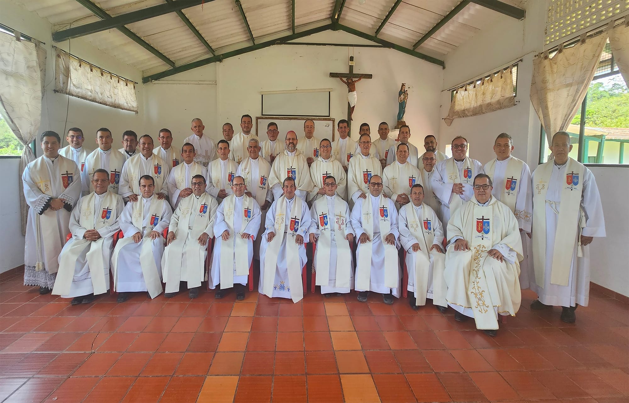 Encuentro del presbiterio con su nuevo Obispo