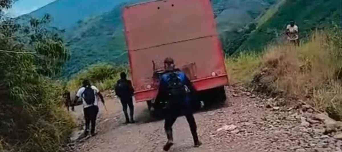 Violento asalto en la Panamericana deja un muerto en Cauca