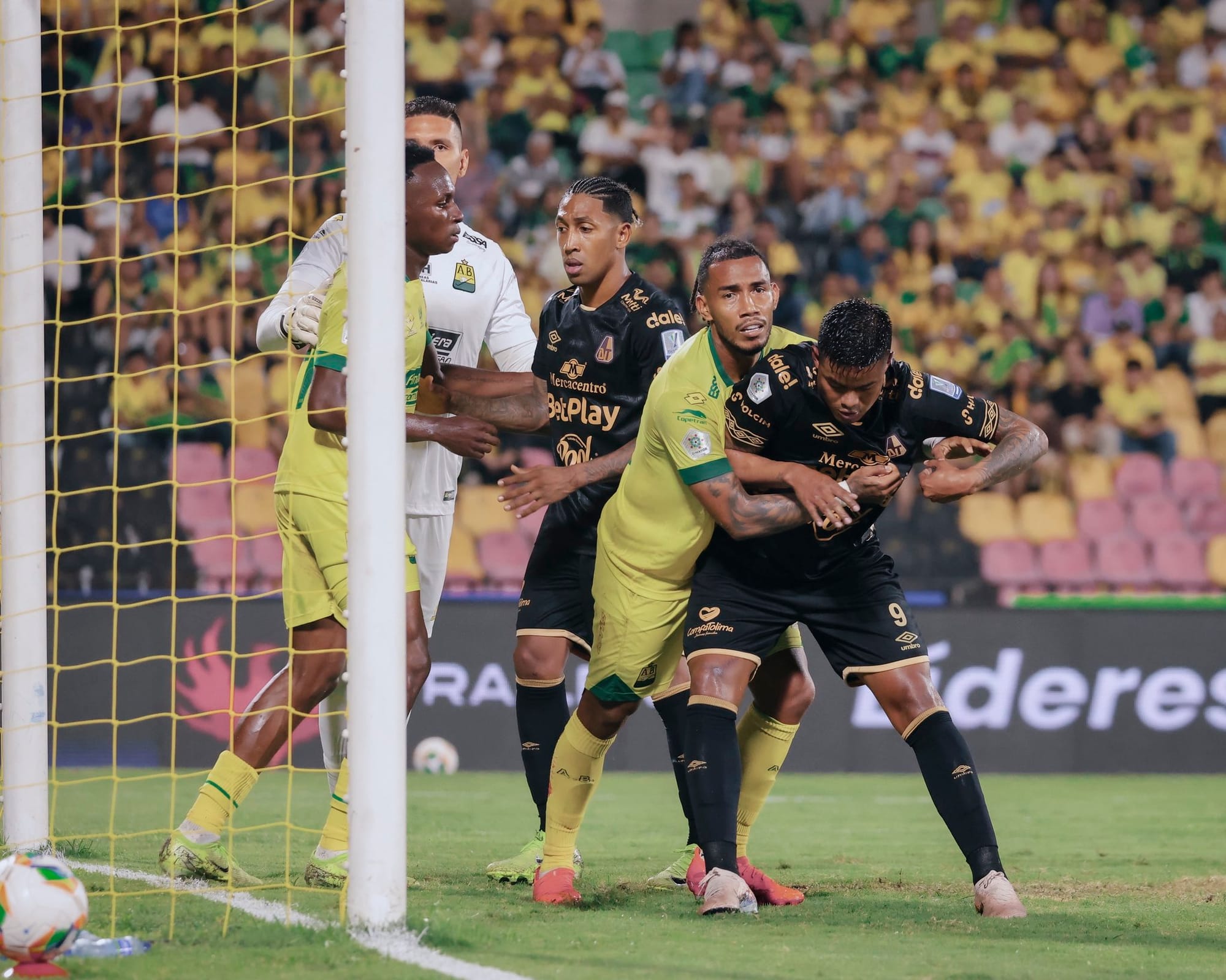 Anodino empate entre Bucaramanga y Tolima en el Montanini