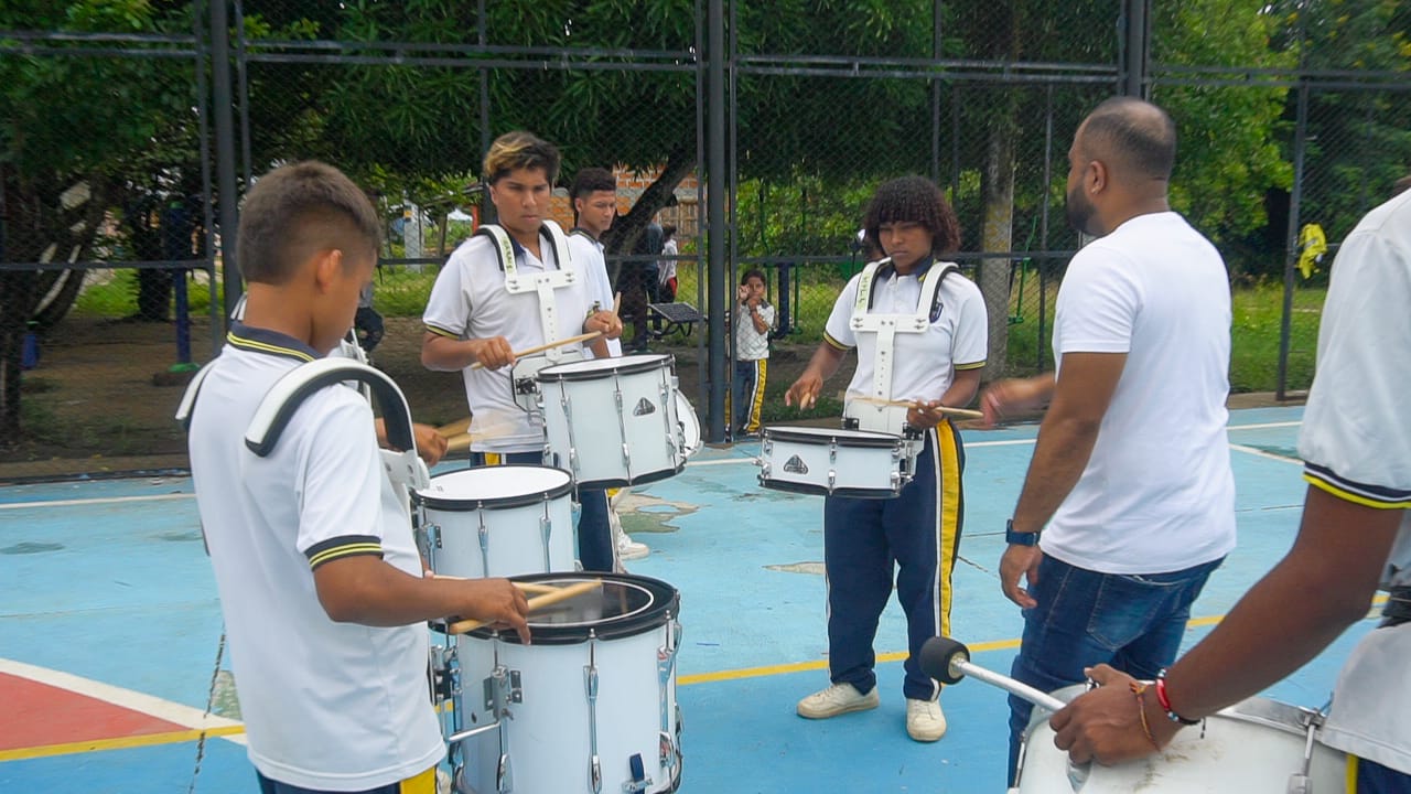Inscribiste en las escuelas de formación en Barranca
