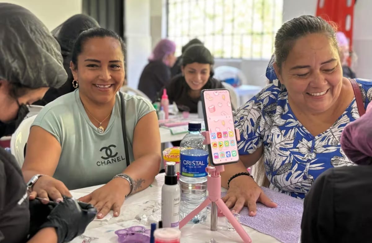 Convocatoria de cursos prácticos para mujeres