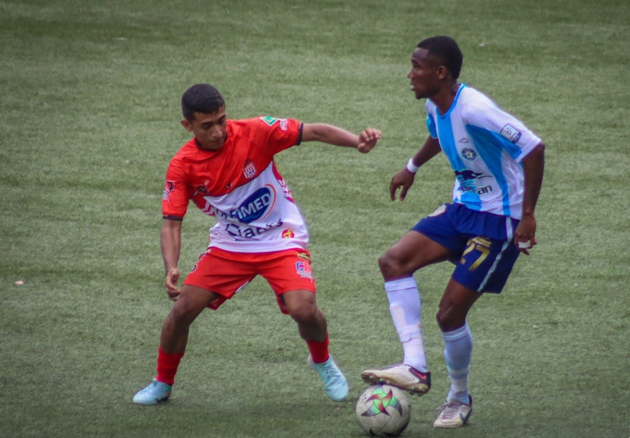 Móviles García y Real Santander ganadores en la primera fecha