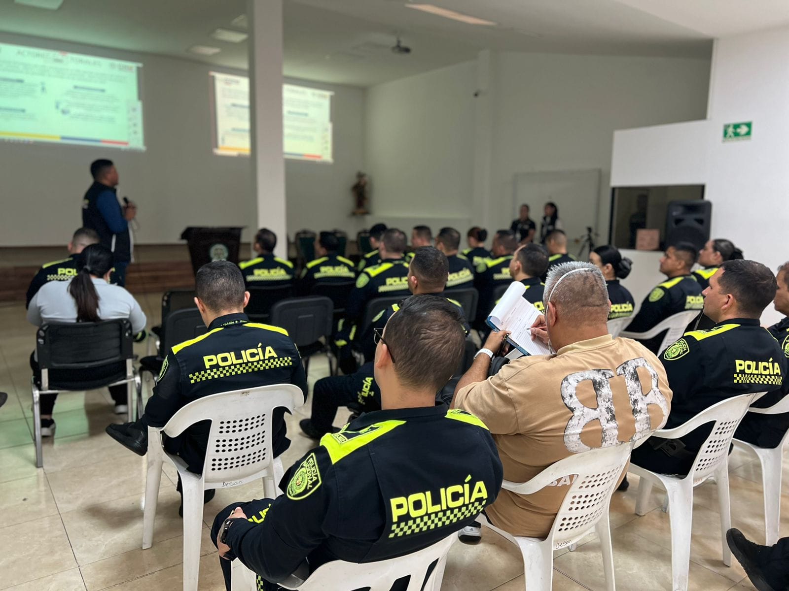 Policía fortalece preparación para el Plan Electoral 2026 en Santander