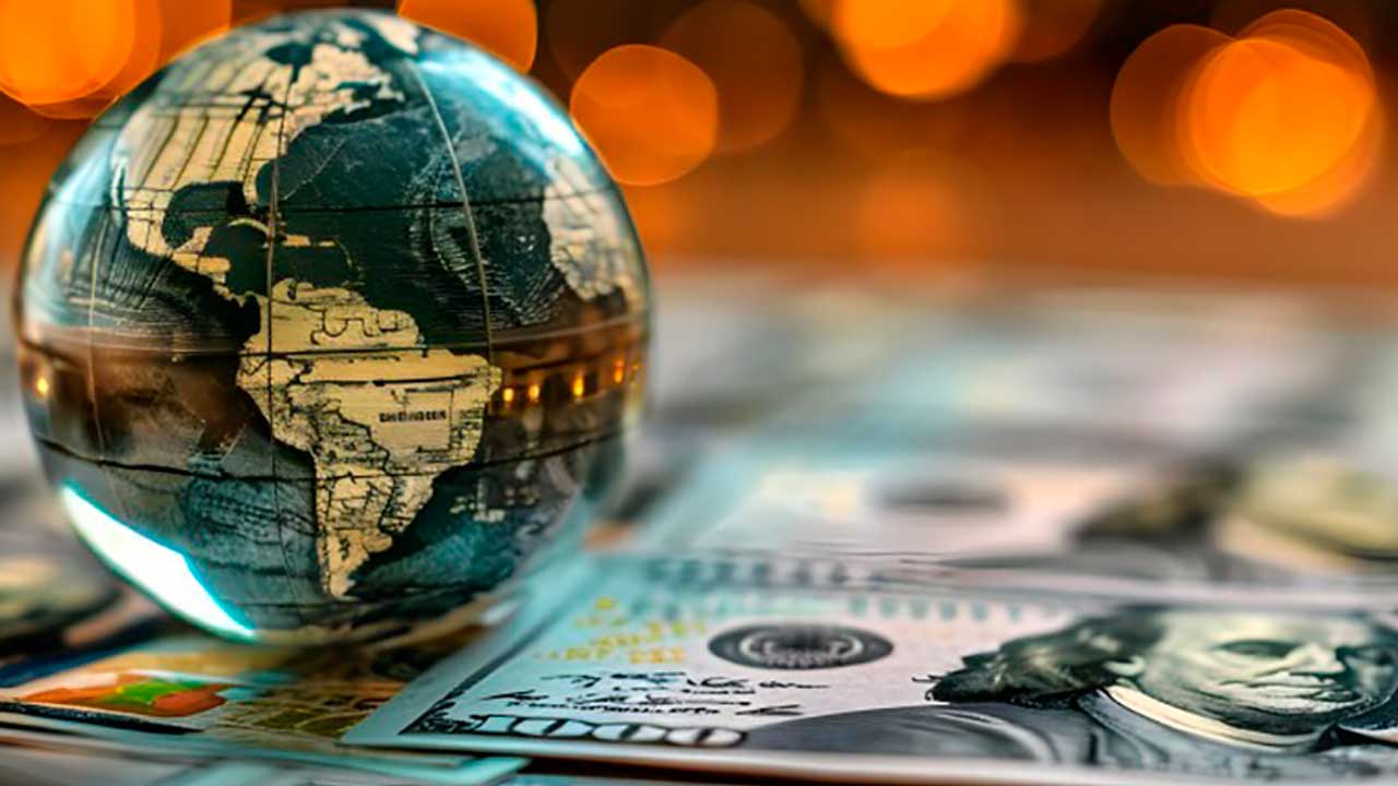 DIAN recomendó realizar compra y venta de divisas con profesionales