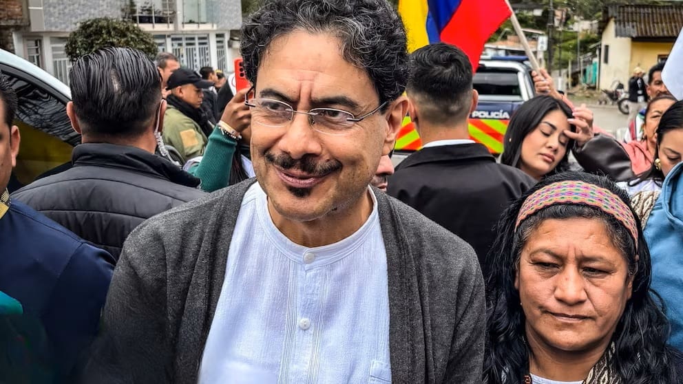 Iván Cepeda anuncia a Aída Quilcué como su fórmula vicepresidencial