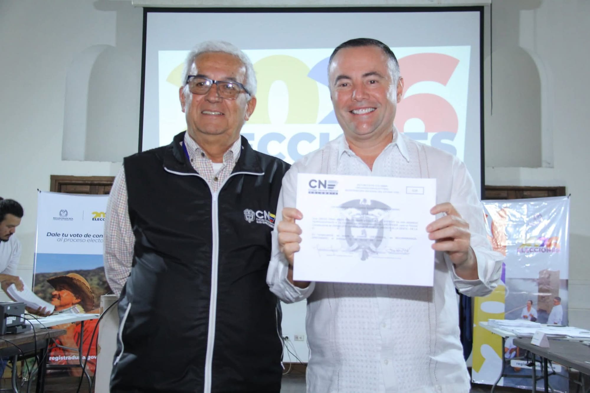 Diego Fran Ariza recibió credencial como Representante a la Camara