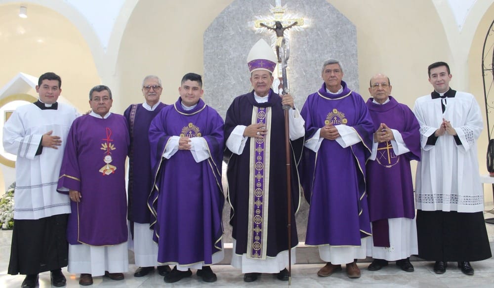 Santa Eucaristía en Parroquia de San Roque