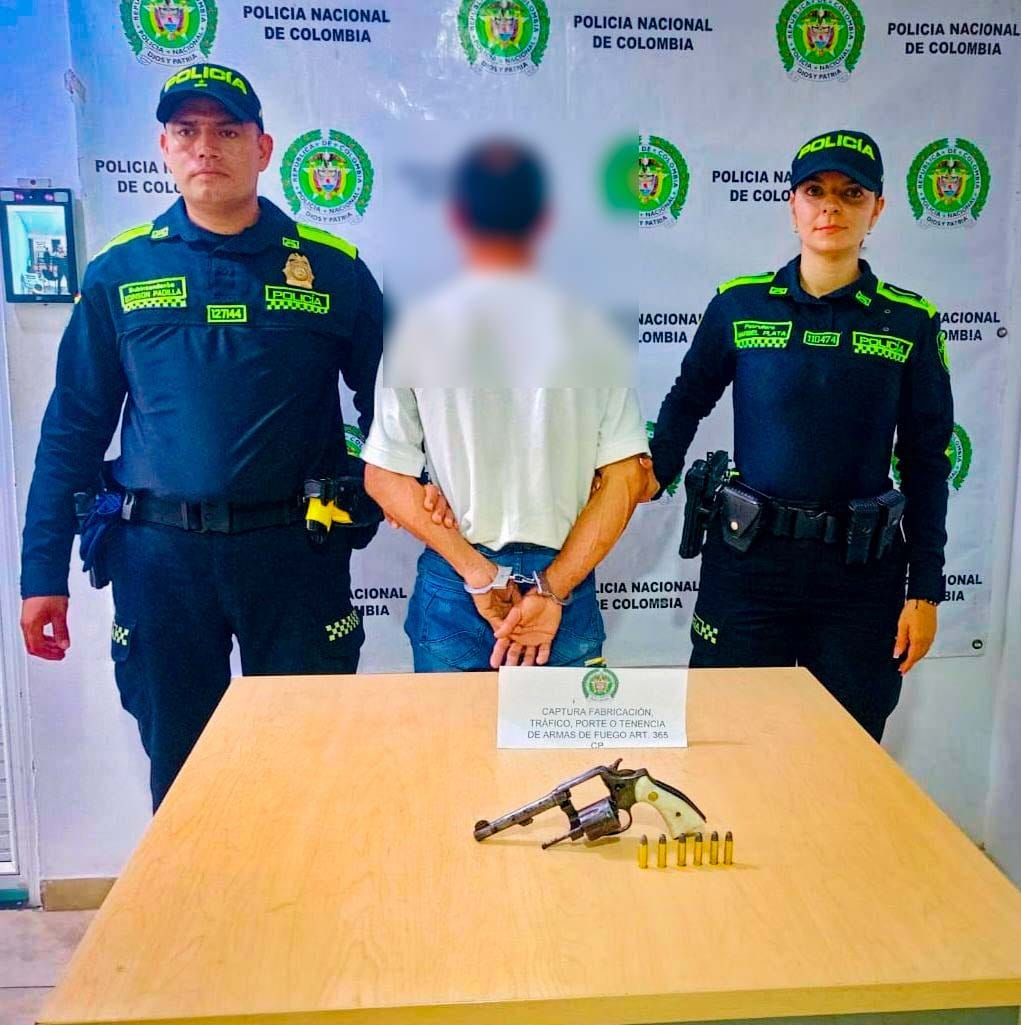 Capturado hombre por porte ilegal de arma en El Carmen de Chucurí