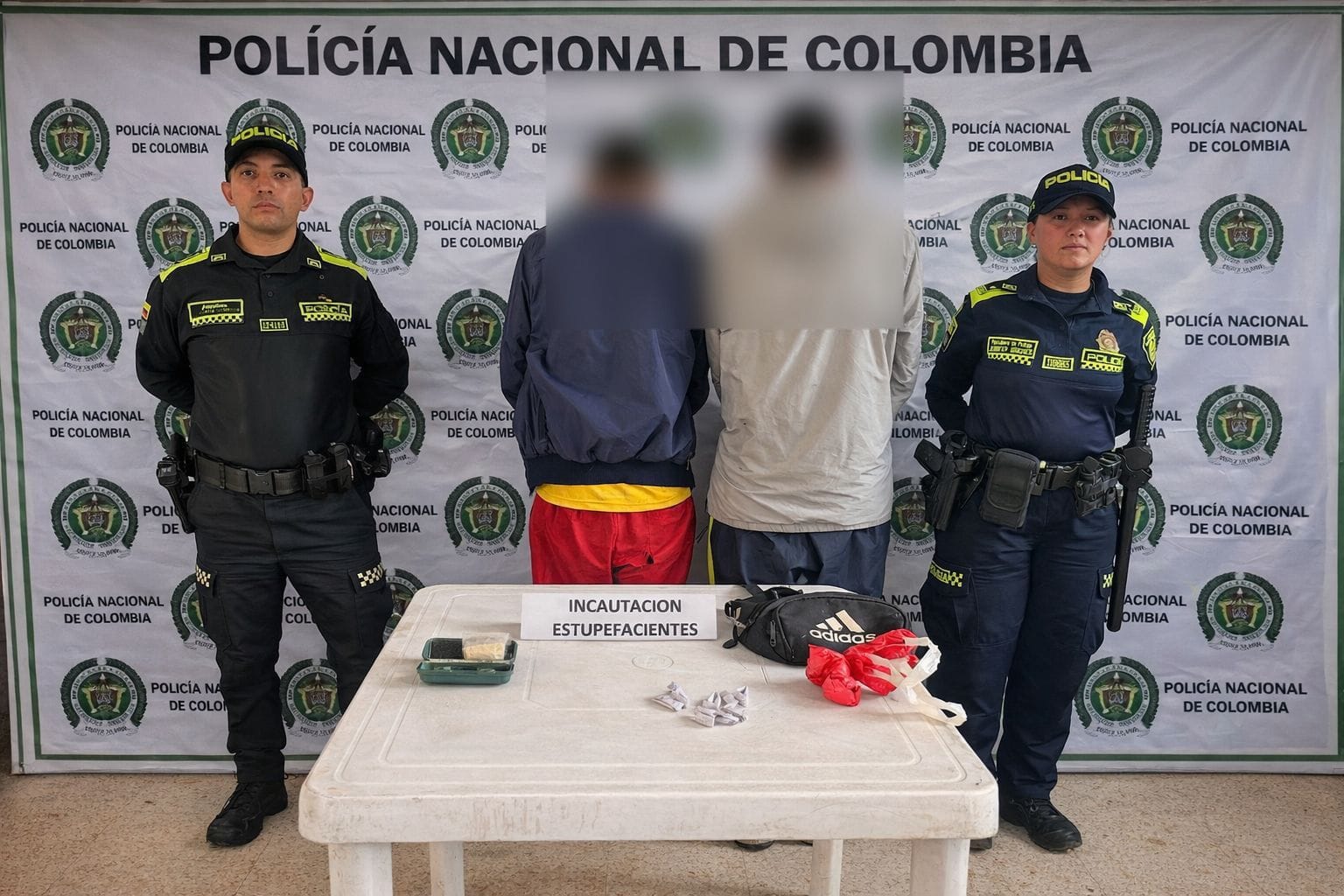 Caen con bazuco en plena carretera: uno capturado y un menor aprehendido