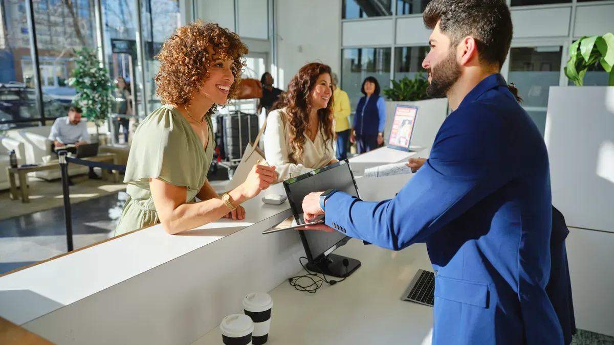 Gremio hotelero reporta pérdida de más de 109.000 empleos por reforma laboral