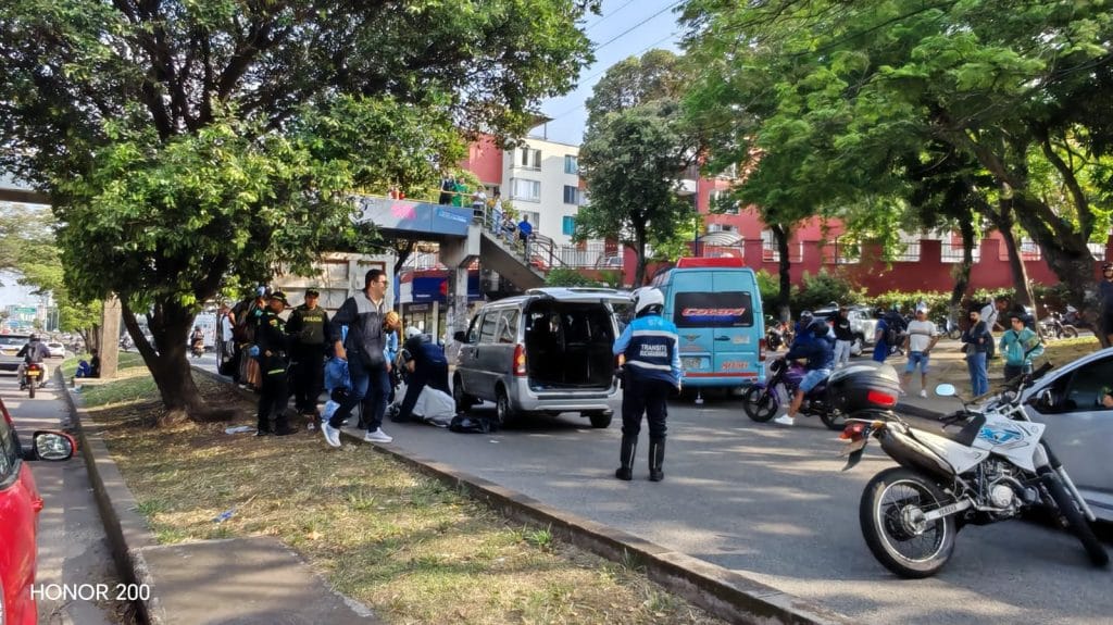 Joven enfermera iba a su trabajo y murió arrollada por una volqueta