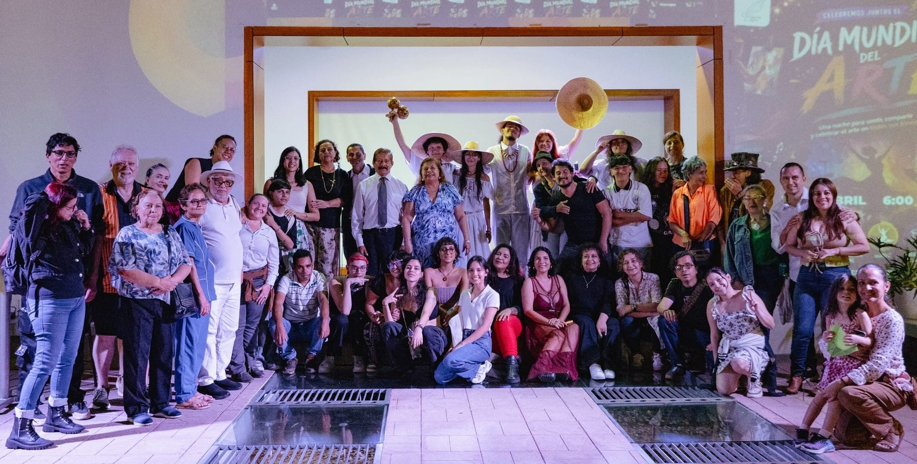 Diversidad cultural en celebración Día Mundial del Arte