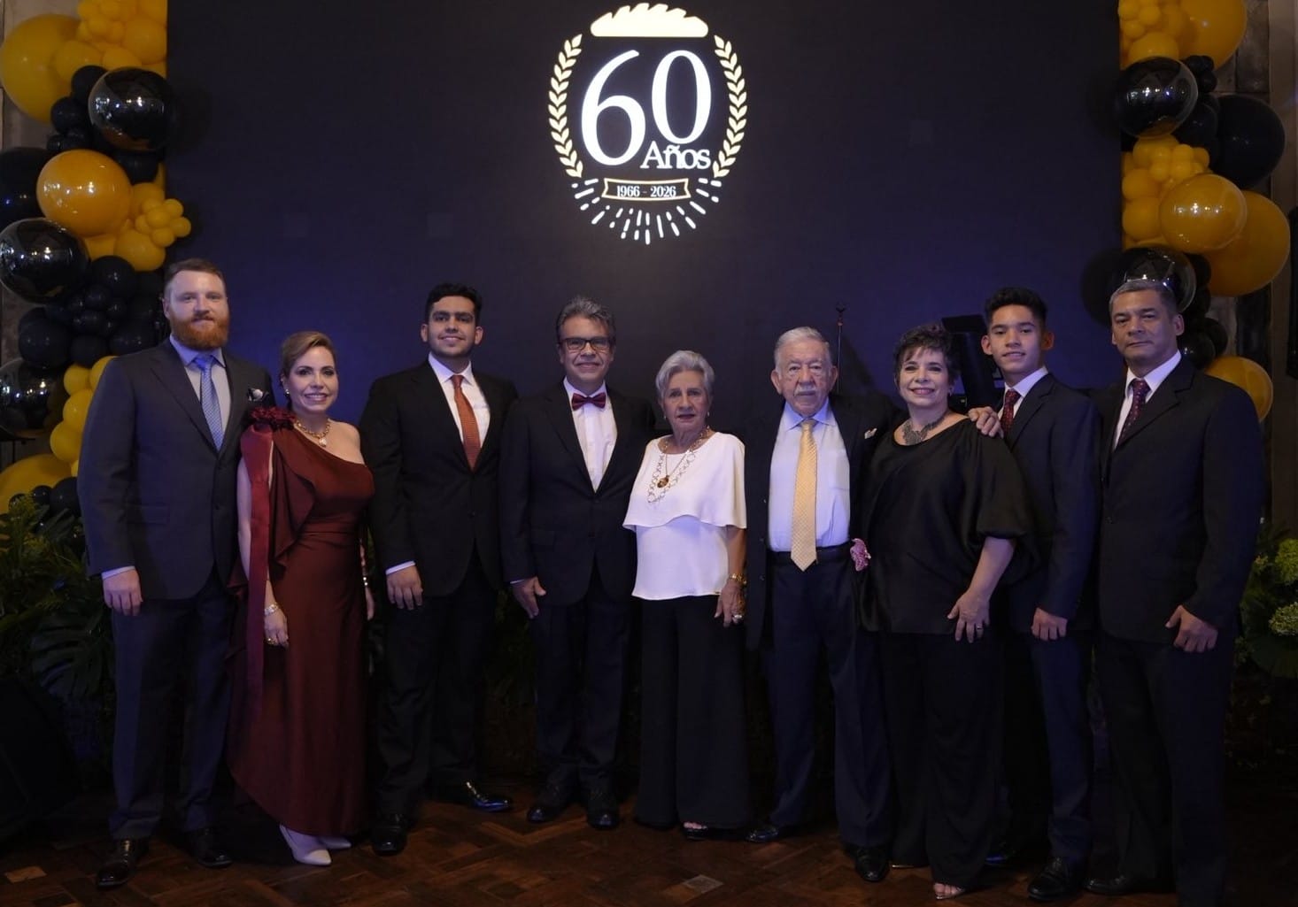 Celebración de los 60 años de El Maná