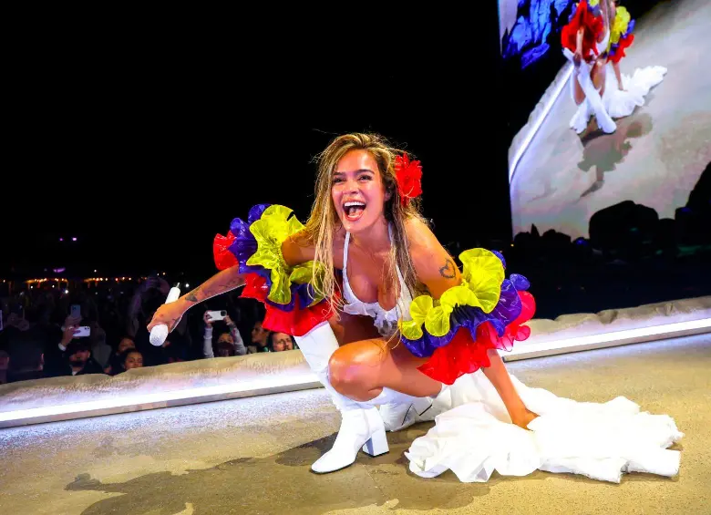 Karol G habla sin filtros sobre infidelidad y aviva rumores de su ruptura con Feid