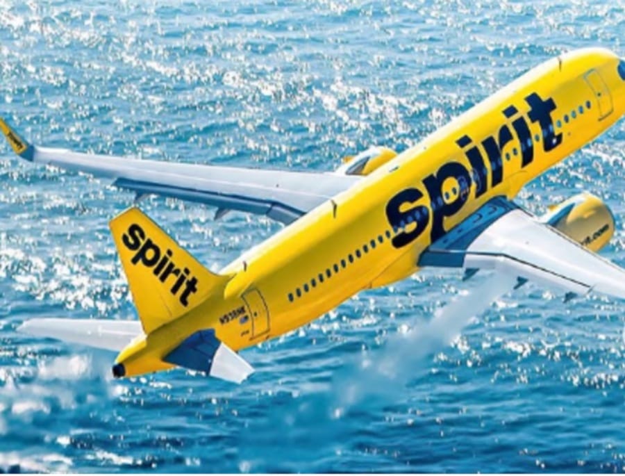 Quebró la empresa Spirit Airlines, miles de pasajeros quedaron varados y se pierden más de 17.000 empleos