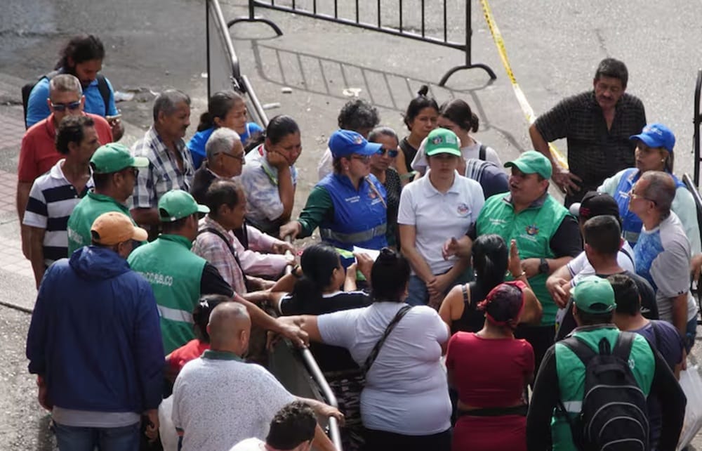 Despeje sorpresa de espacio público en la zona céntrica de Bucaramanga