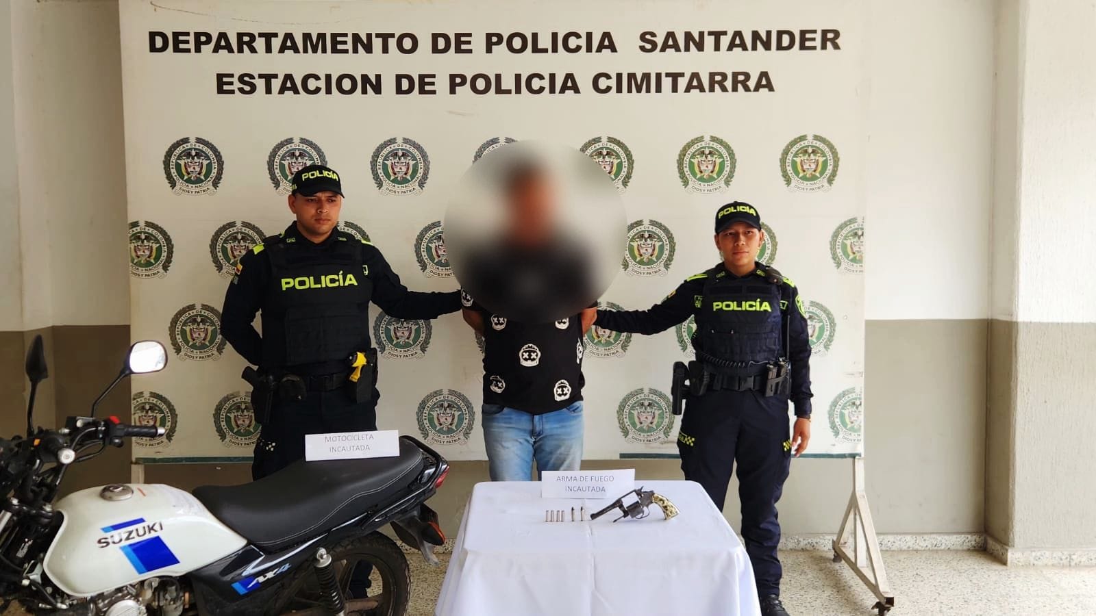 Golpe al porte ilegal de armas en Santander