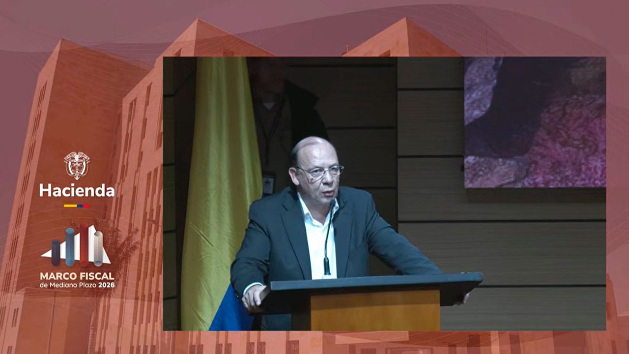 Gobierno radicó en el Congreso el Marco Fiscal de Mediano Plazo con proyección de 2,6% de crecimiento económico en 2026