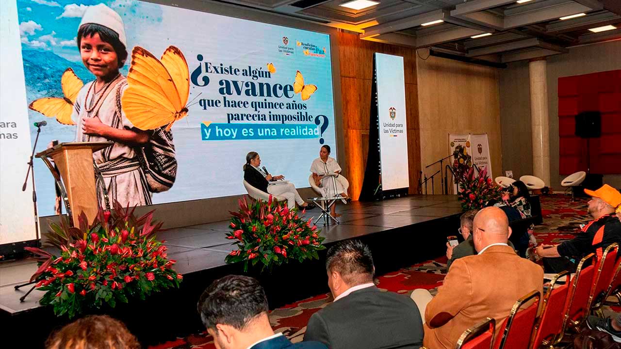 Con inversión de $2,5 billones, Gobierno indemnizó a más de 220.000 víctimas del conflicto armado