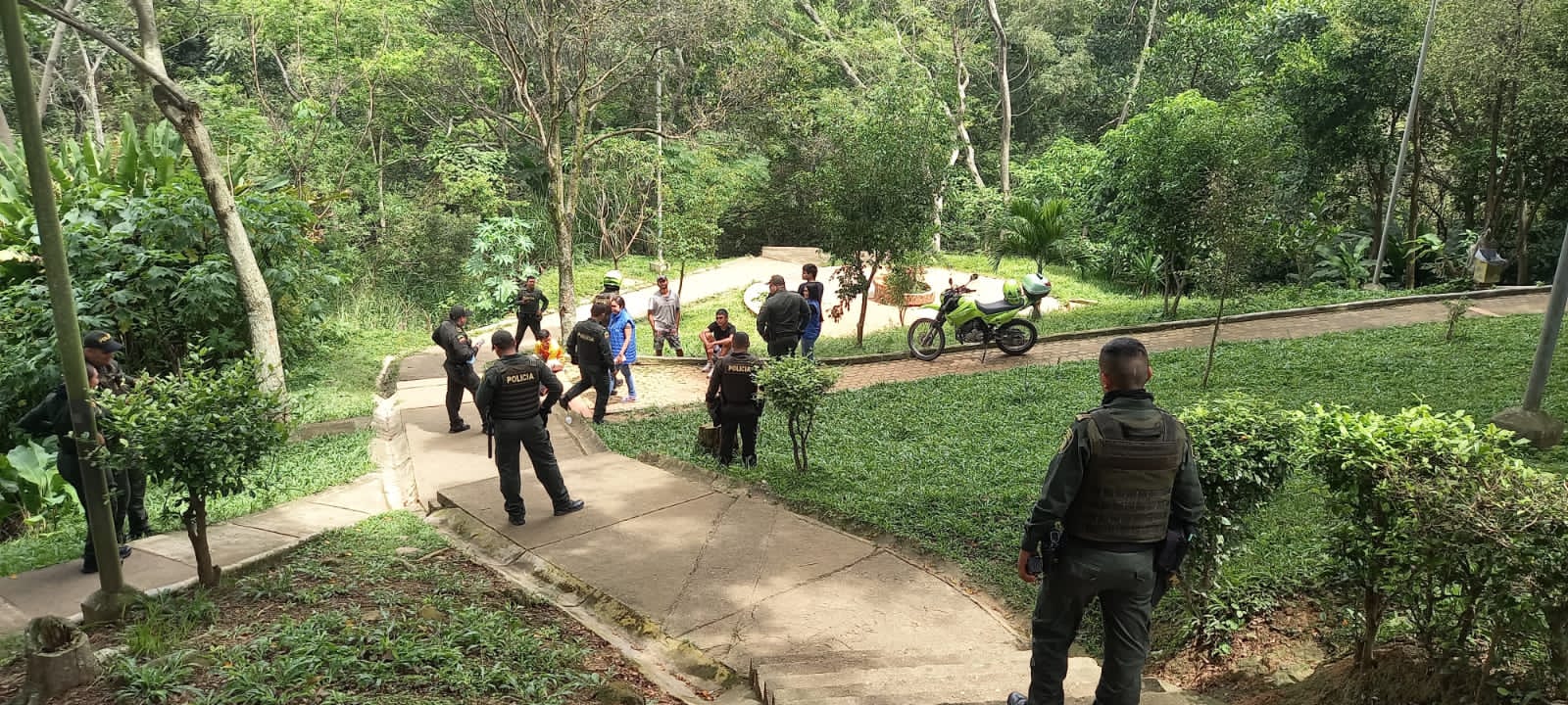 ¿Se van a pegar un porrito? Mucho cuidado si lo va a hacer en un parque de Bucaramanga