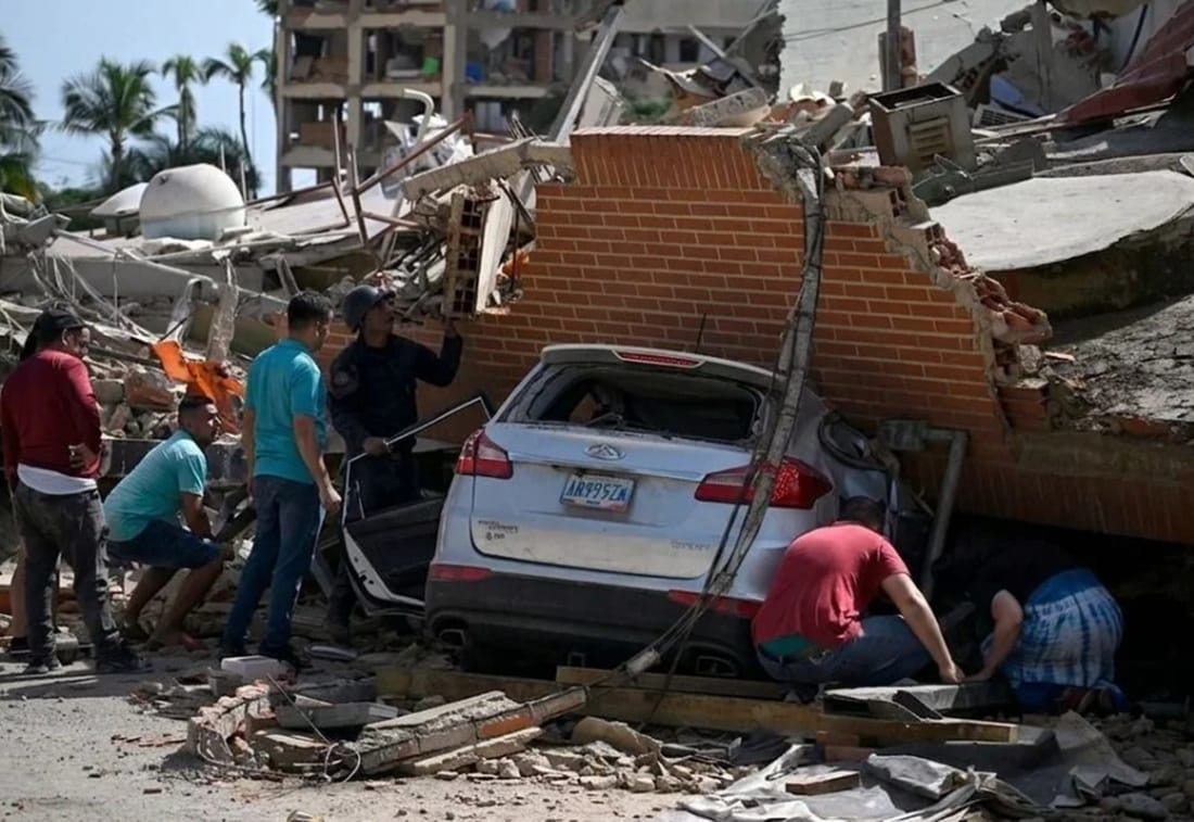 Aumenta cifra de muertes y heridos en Venezuela y empieza a llegar ayuda humanitaria extranjera