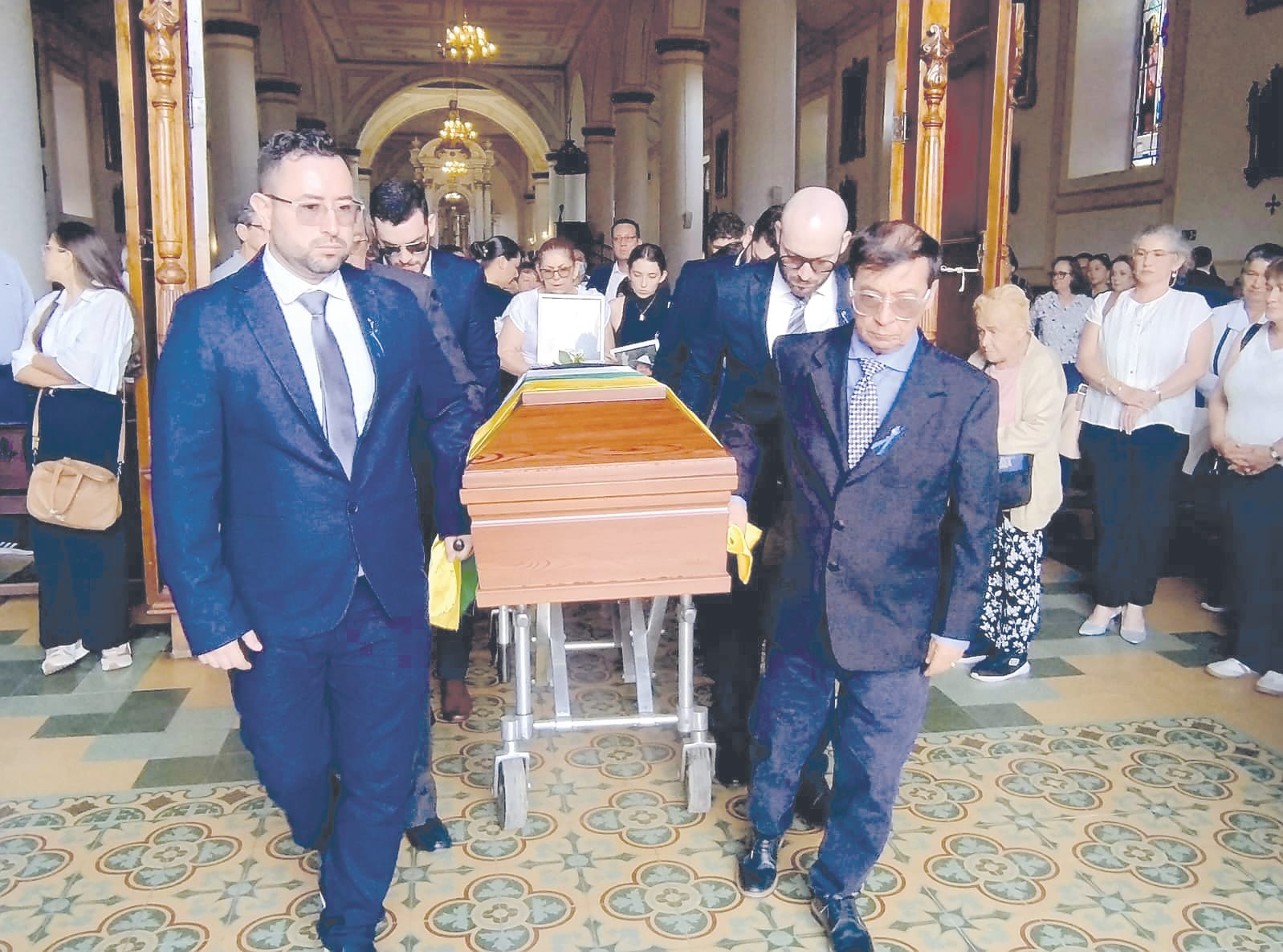 Exalcalde Salvador Díaz Garzón fue despedido con honores en Zapatoca