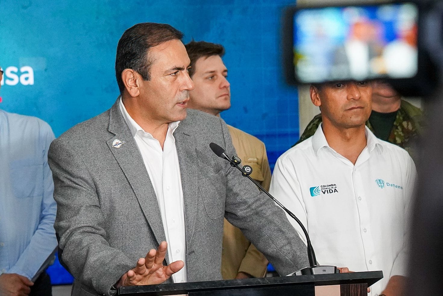 Juvenal Díaz Mateus invita los santandereanos a convertir en fiesta las elecciones de este domingo