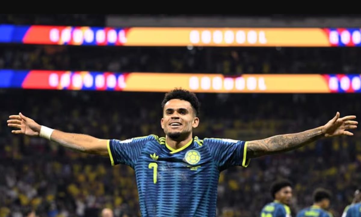 Colombia se fajó un partido de tensión y goles contra Uzbekistán