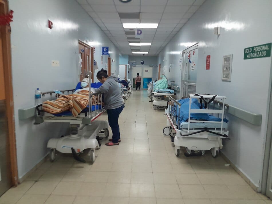 Hospitales y clínicas están en QUIEBRA