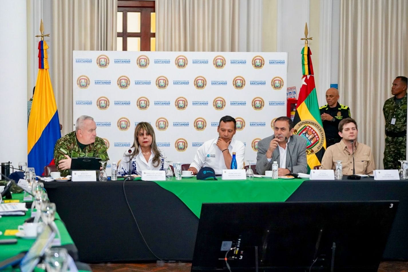 Plan democracia en marcha para garantizar orden en las elecciones de este domingo en Santander