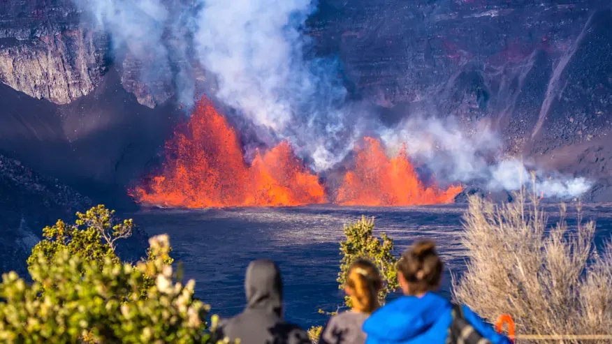 Volcán Kilauea en Hawái vuelve a entrar en erupción