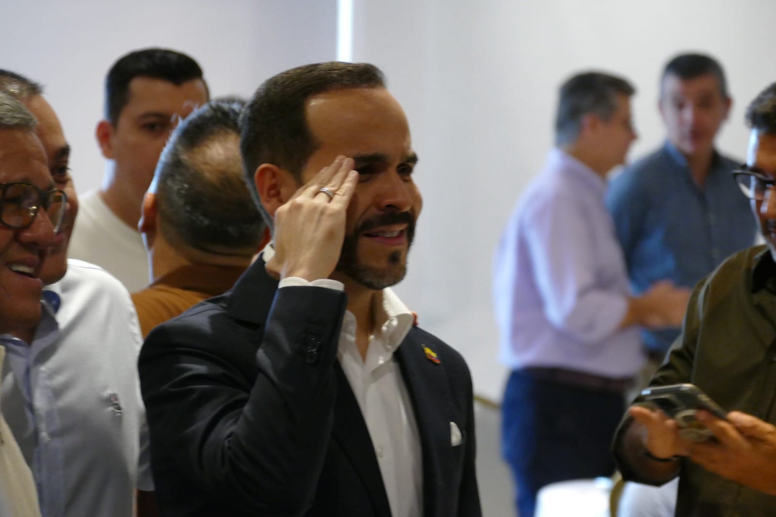 Nombres de posibles ministros del presidente De La Espriella
