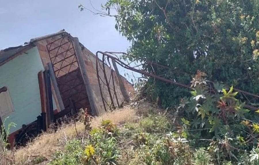 Recuperan sistema eléctrico en la Provincia García Rovira afectado por vendaval