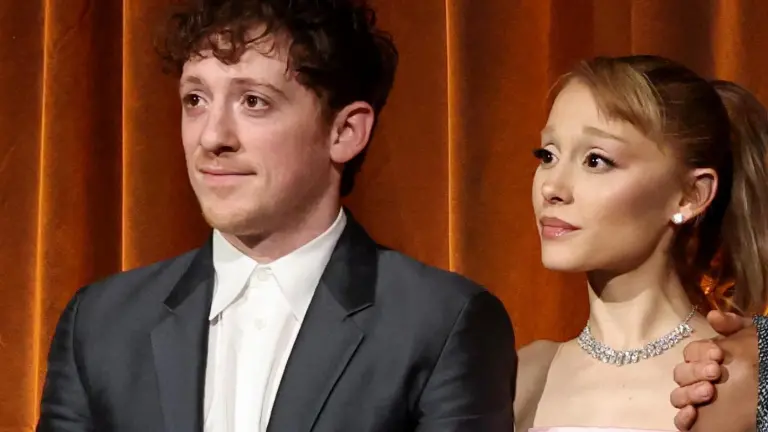 Ariana Grande y Ethan Slater habrían terminado su relación tras tres años juntos