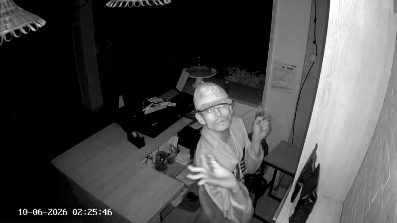Delincuente ingresó de madrugada y hurtó dinero de reconocido restaurante en Girón