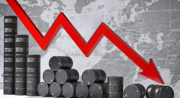 Petróleo cae a mínimos tras reapertura de Ormuz