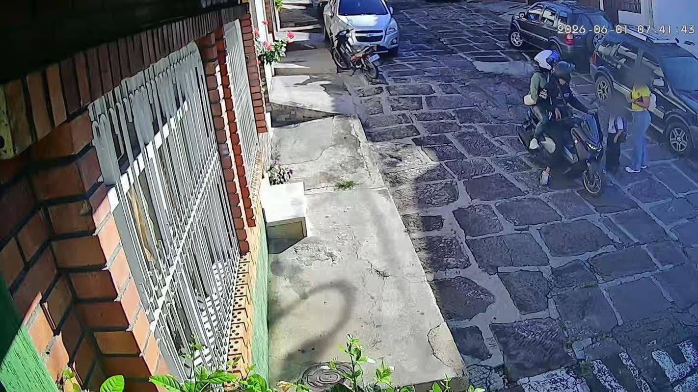 Temor en San Gil por presunta pareja de atracadores captada en cámaras
