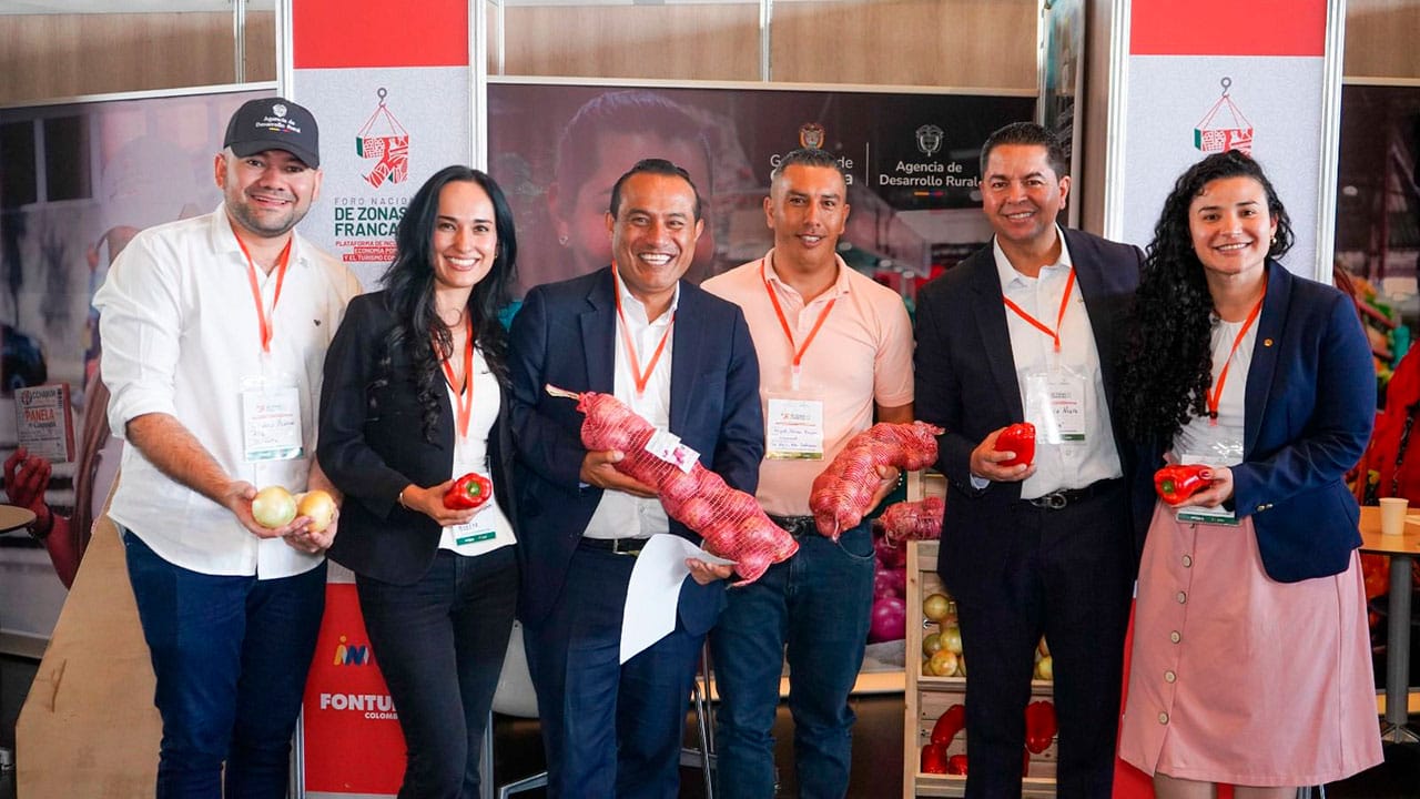 Santander fortalece su apuesta exportadora: productores se integran a estrategia nacional de zonas francas y economía popular