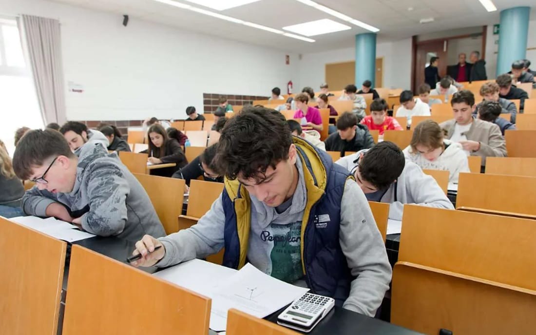 Llegan a Bucaramanga estudiantes de 95 países  Olimpiadas mundiales de FISICA en la Universidad Antonio Nariño