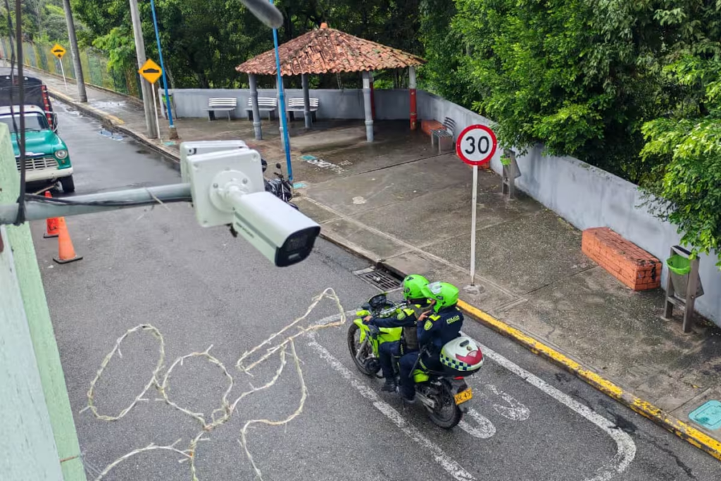 Delincuentes: alguien los rastreará con 70 cámaras en Bucaramanga