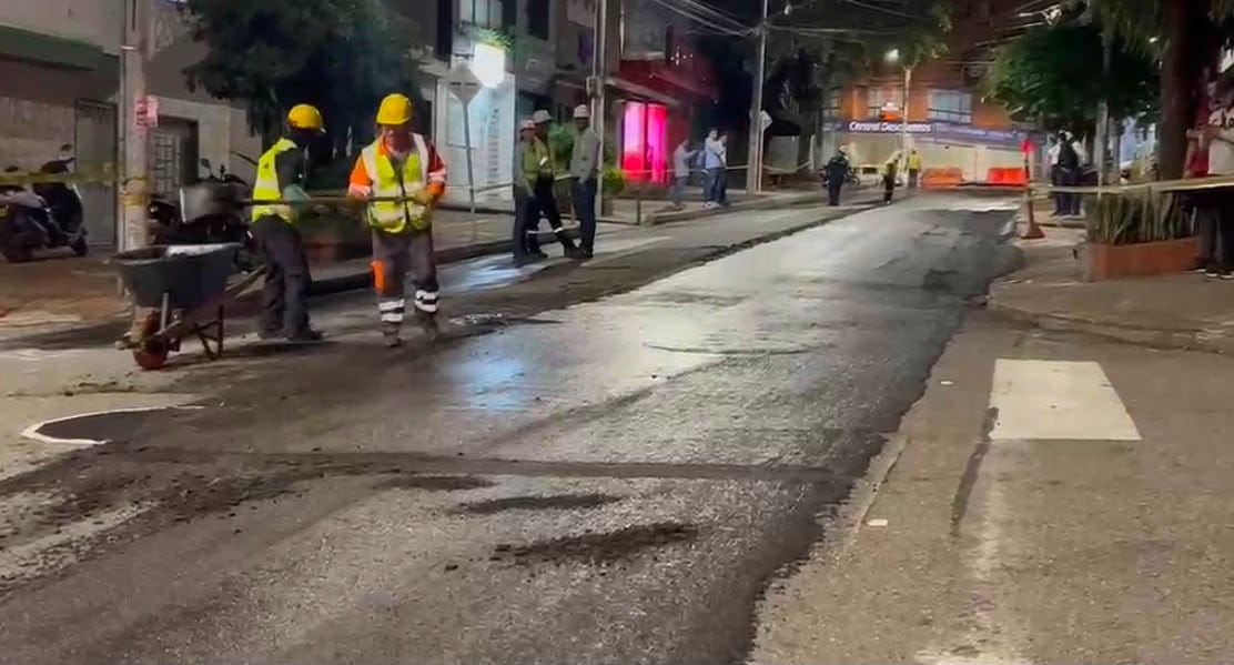 Obra nocturna para mejorar la calle 35 de Bucaramanga