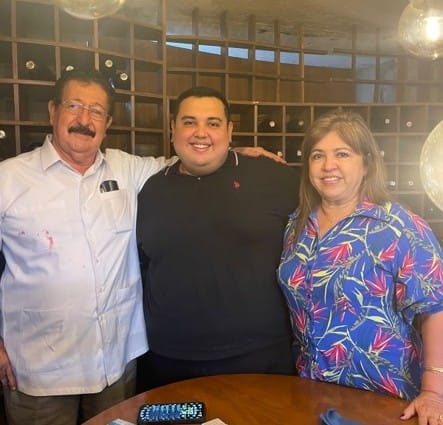 José & Luz Marina celebran Bodas de Ópalo