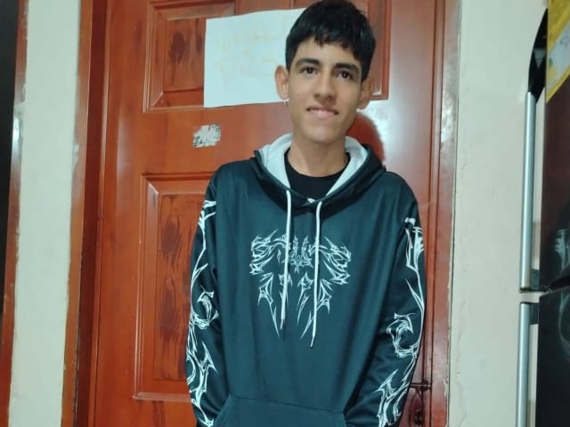Angustiosa búsqueda en Girón: menor desapareció tras salir de su colegio y su familia pide ayuda para encontrarlo