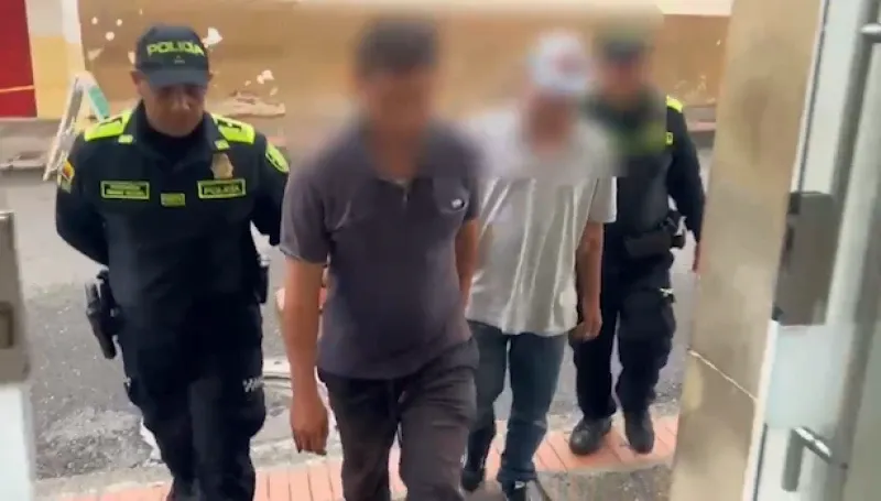 Persecución de película en Sotomayor: capturan a dos presuntos atracadores tras fallida huida