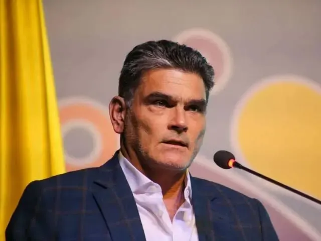 Jaime Andrés Beltrán encontró en el procurador su mejor aliado: bajó la espuma a las críticas y no abrirá investigación ¿Le gusta esta decisión?