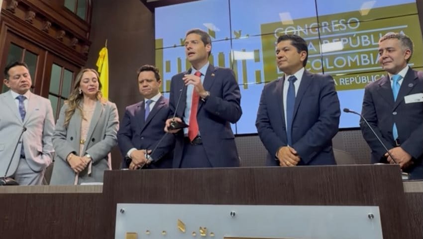 Gobierno propone ley antitrámites para destrabar la creación de empresas