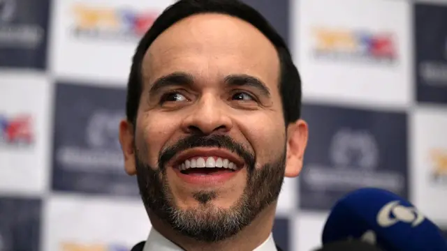 A Abelardo no le alcanza la plata que se fijó en Presupuesto 2027 y pidió hacer unos ‘ajusticos’
