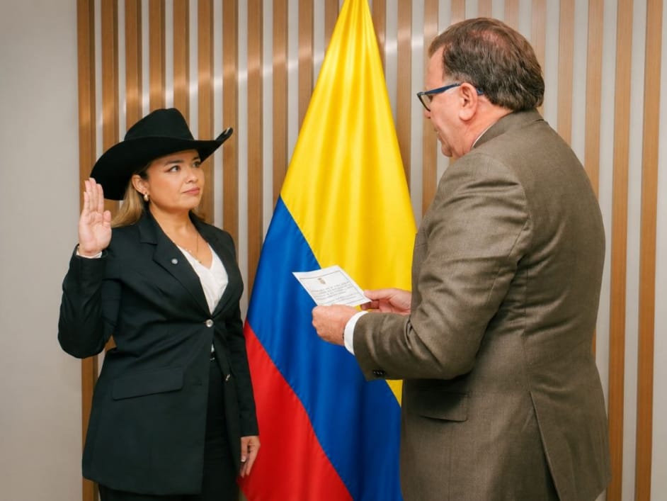 El polémico aterrizaje de Lina Garrido en la ANT: del sombrero anti Petro a los títulos de propiedad